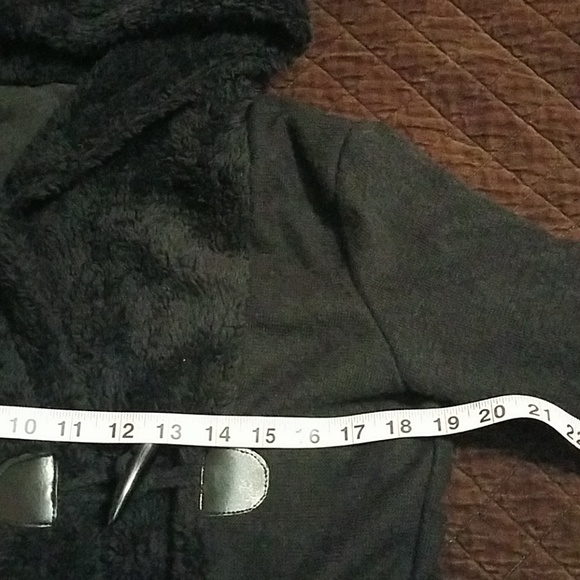 Hooded sweater - Picture 3 of 5